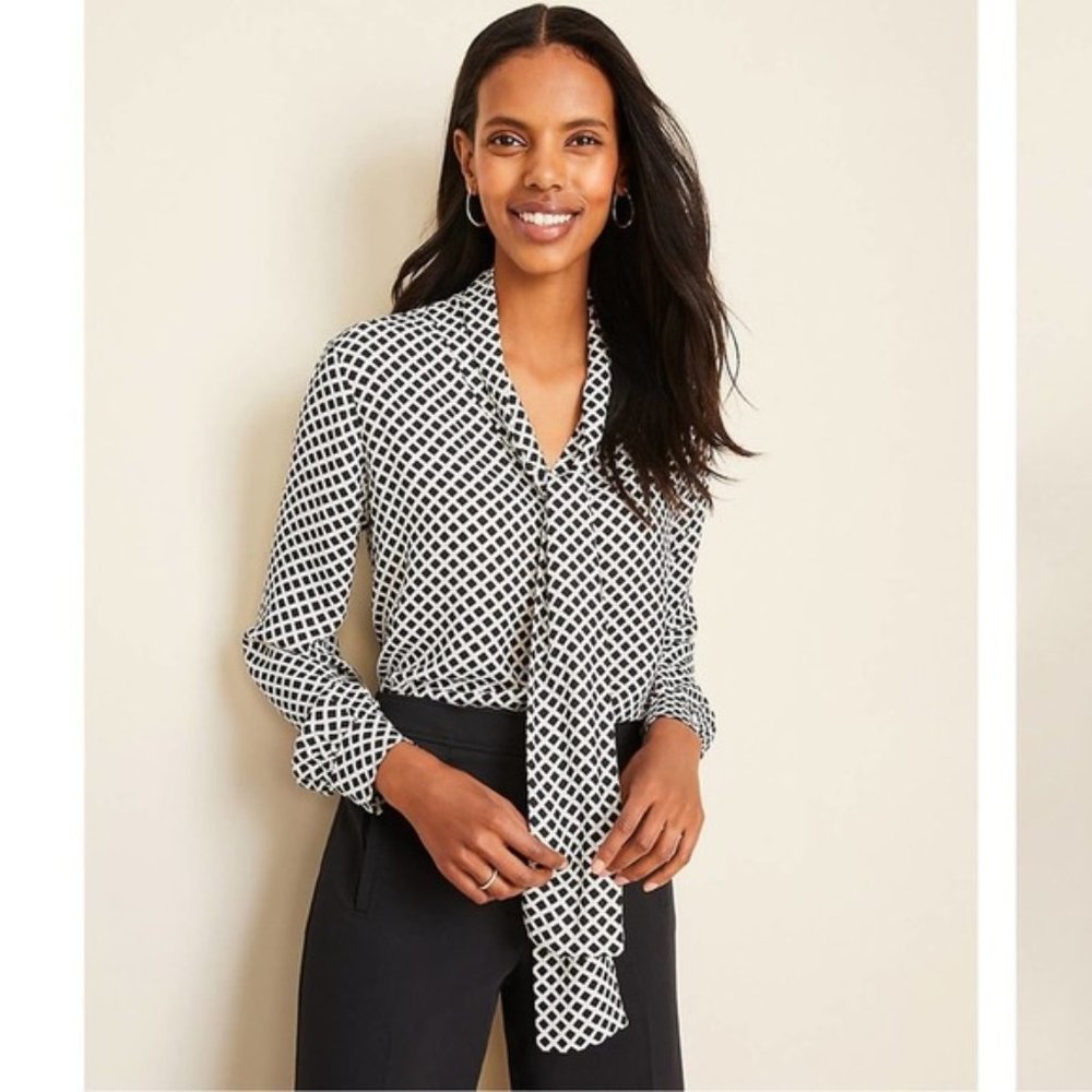 NEW W/O Tag Ann Taylor Geo Windowpane Tie Neck Blouse